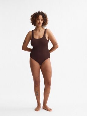 ISO!!!!! Youswim Aplomb Espresso